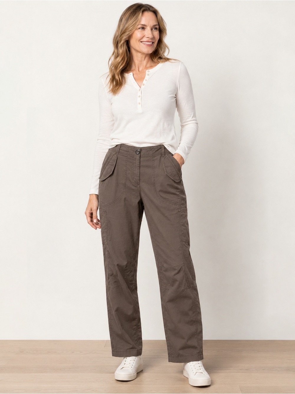 MEC Utility Cargo Hiking Pants Brown Outdoor Travel Casual Straight Leg Women’s